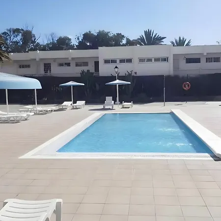 Cozy With Pool Apartamento *